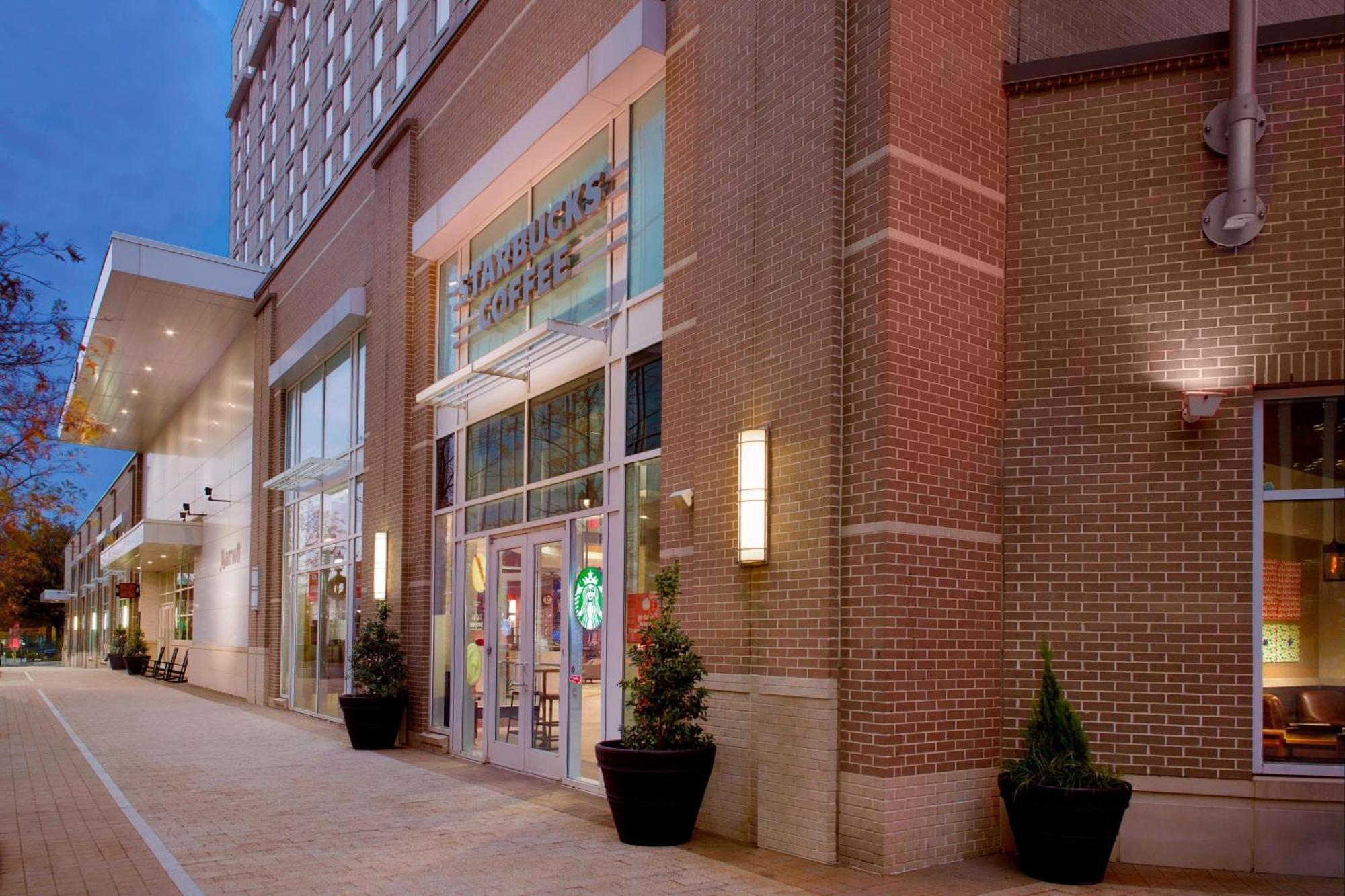 Hotel Marriott Center 3*
