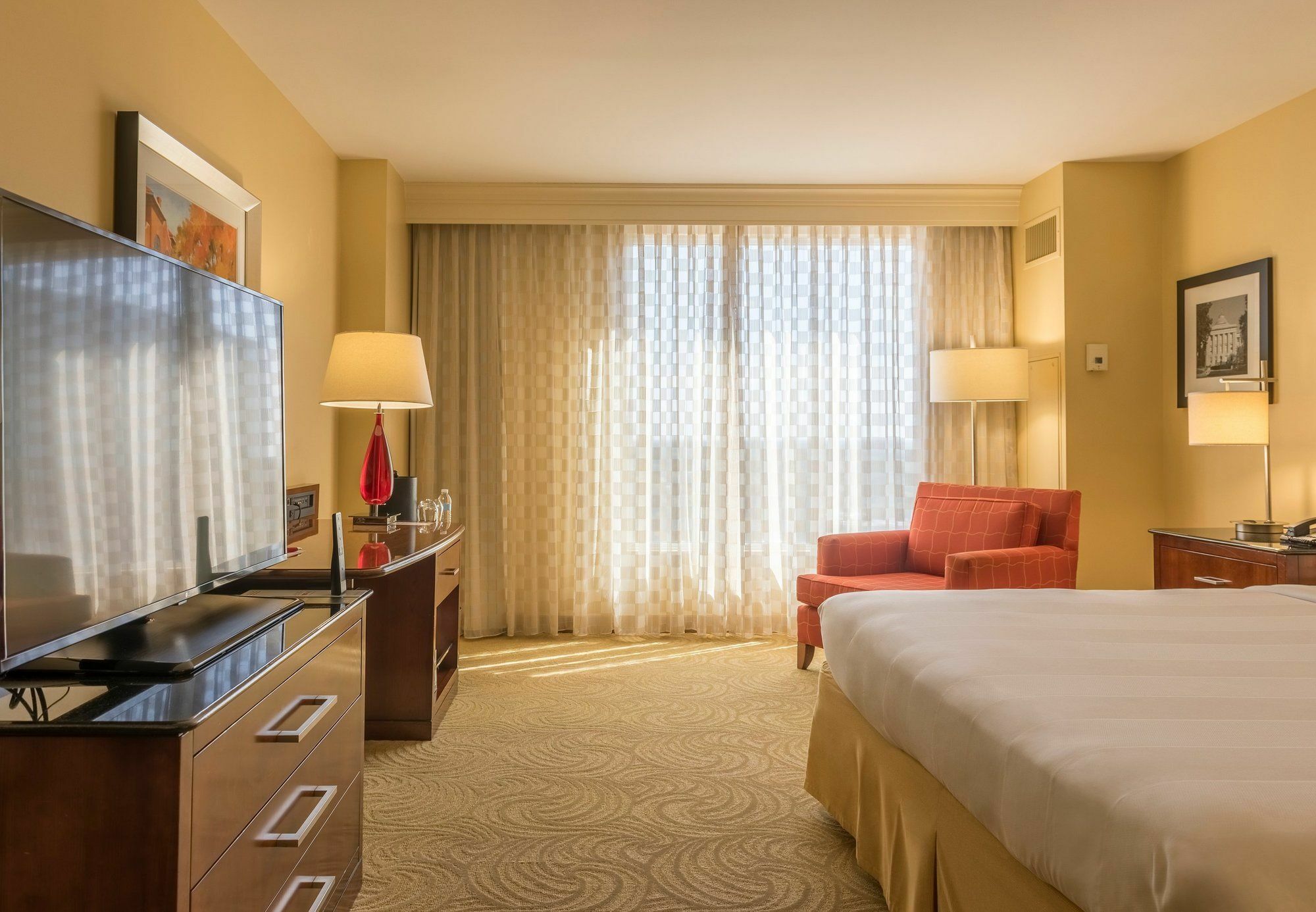 Hotel Marriott Center 3*
